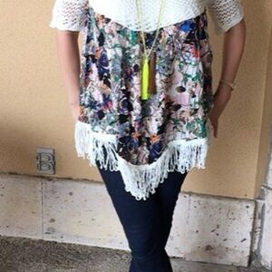Elegant Floral Women's Tunic with Fringe